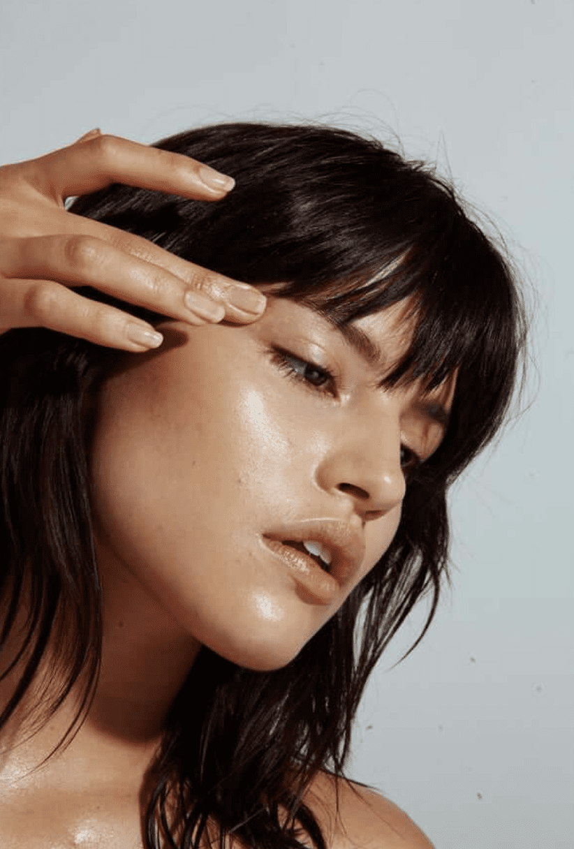 NOTO Botanics - Organic Hydra Highlighter Stick (Face + Body)