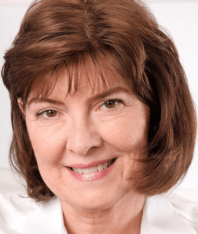 Red Apple Lipstick, Boys N Berries Lipstick