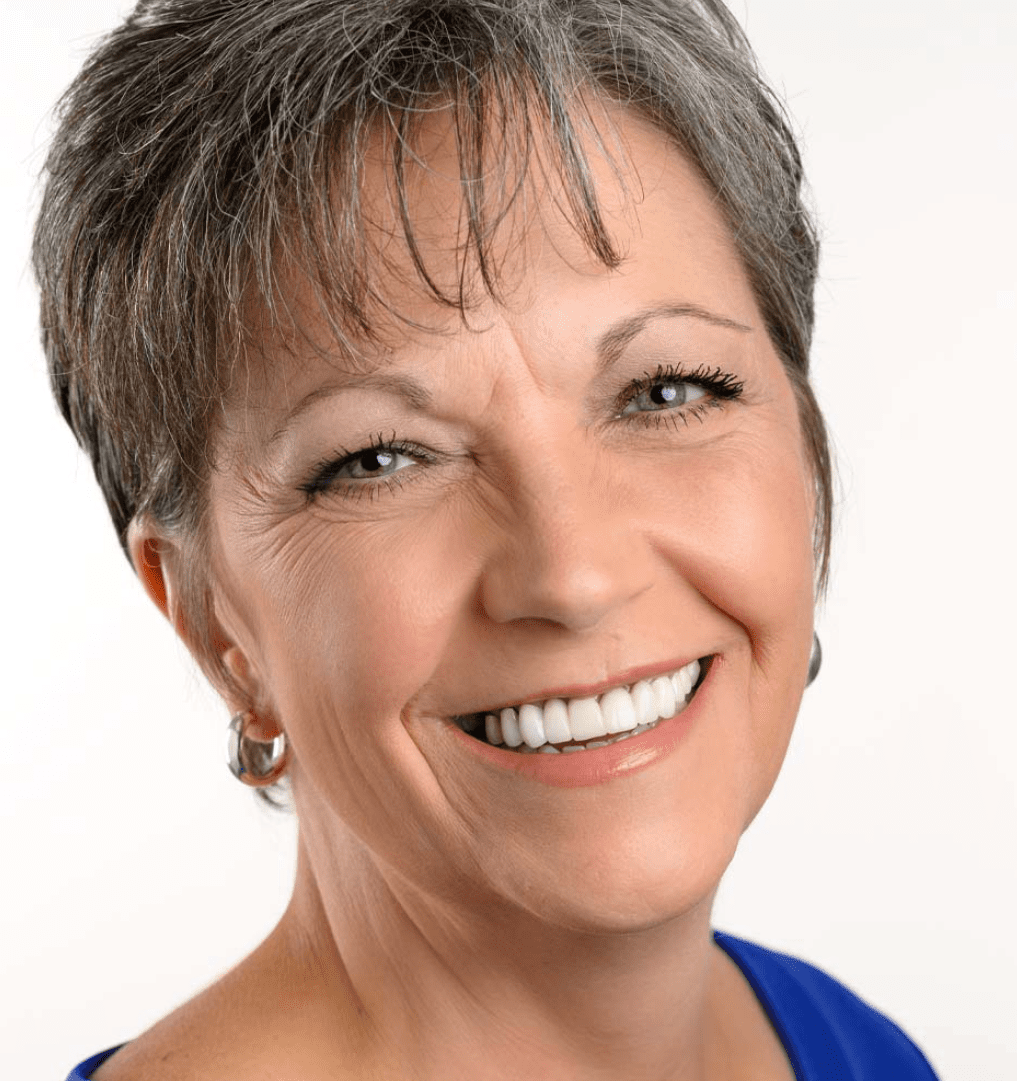 Red Apple Lipstick, Naughty Lipstick