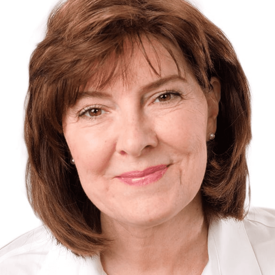 Red Apple Lipstick, Vogue Lipstick