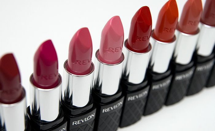 REVLON ColorBurst Lipstick - Chocolate 060