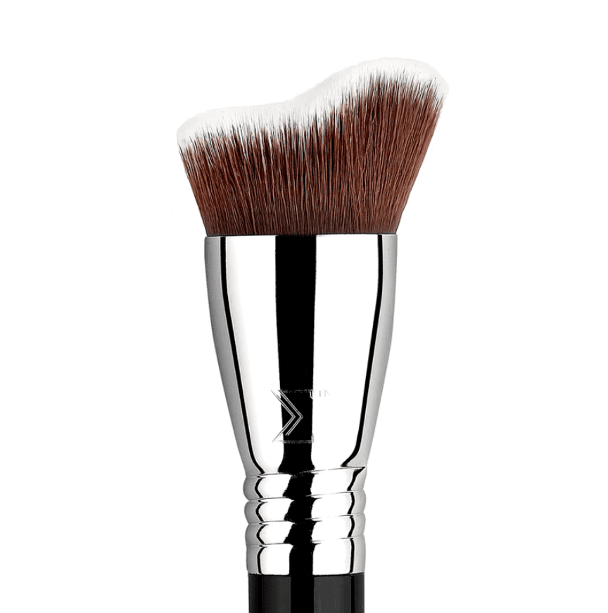 Sigma Beauty Curved Kabuki Brush (F83)