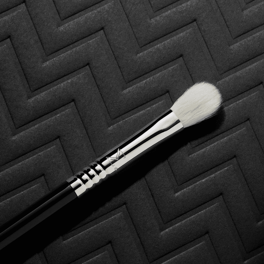 Sigma Beauty Diffused Blend Brush (E24)