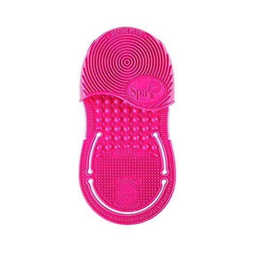 Sigma Beauty Spa Express Brush Cleaning Glove