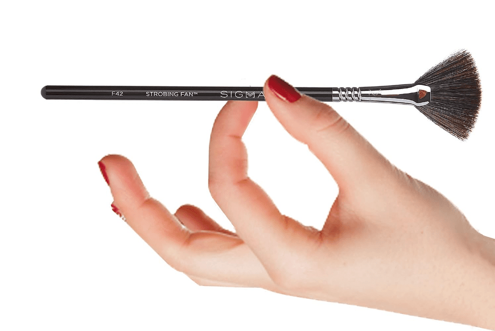 Sigma Beauty Strobing Fan Brush (F42)