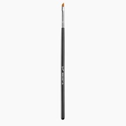 Sigma Beauty Winged Liner Makeup Brush (E06)