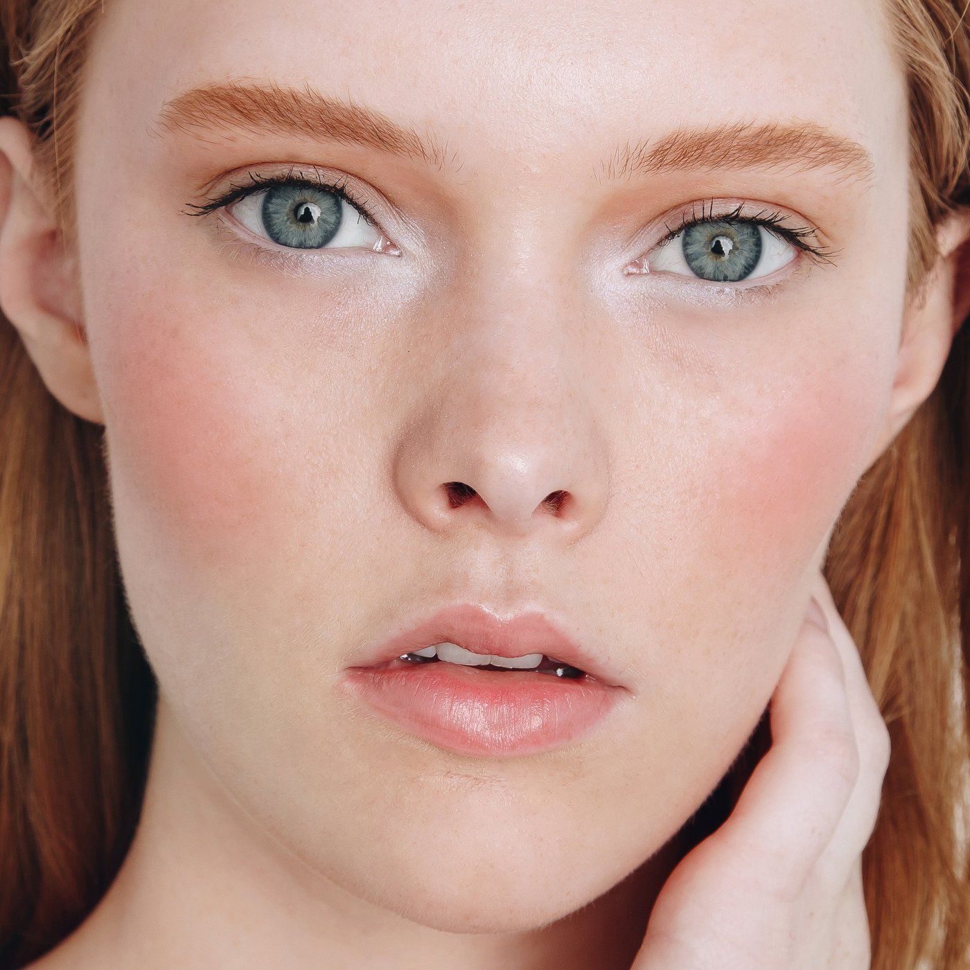 theBalm Stainiac Hint of Tint - Beauty Queen