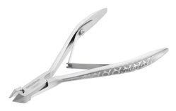 Tweezerman Regency Finish Cuticle Nipper