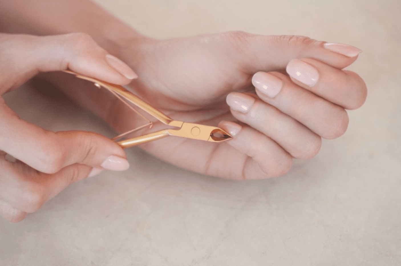 Tweezerman Ultra Precision Cuticle Nipper (Gold)