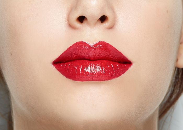 W7 COSMETICS Butter Kiss Lipstick - Racing Red
