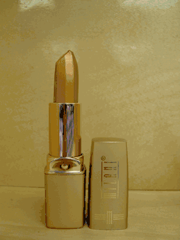 Milani Lipstick Strike A Gold