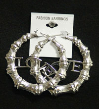 Pierced Earring 54966S Silver Round Love