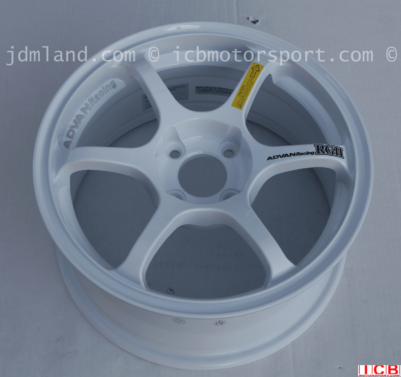Advan RGII Wheels 15X7 4X100 +41 Offset White Concave Face