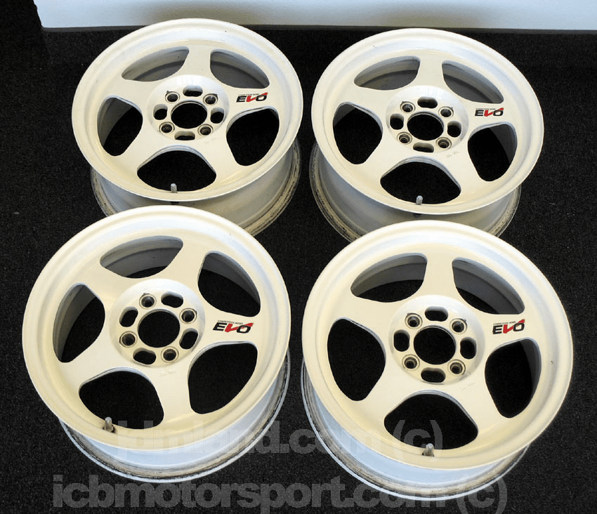 Desmond Regamaster EVO 15" 4X100 White - SOLD