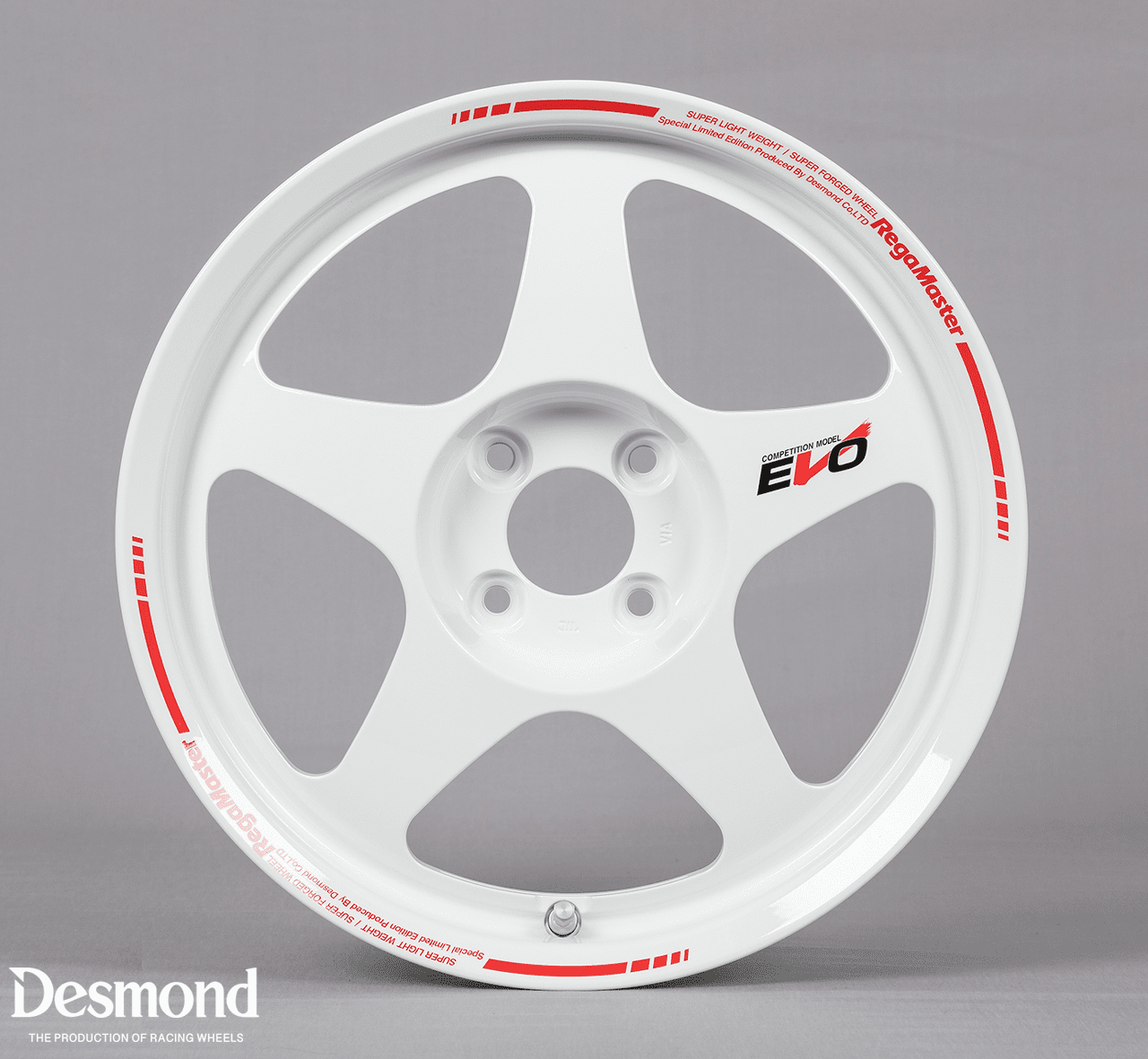 Desmond Regamaster EVO II 16X7 4X114.3 +38 Offset Gloss White