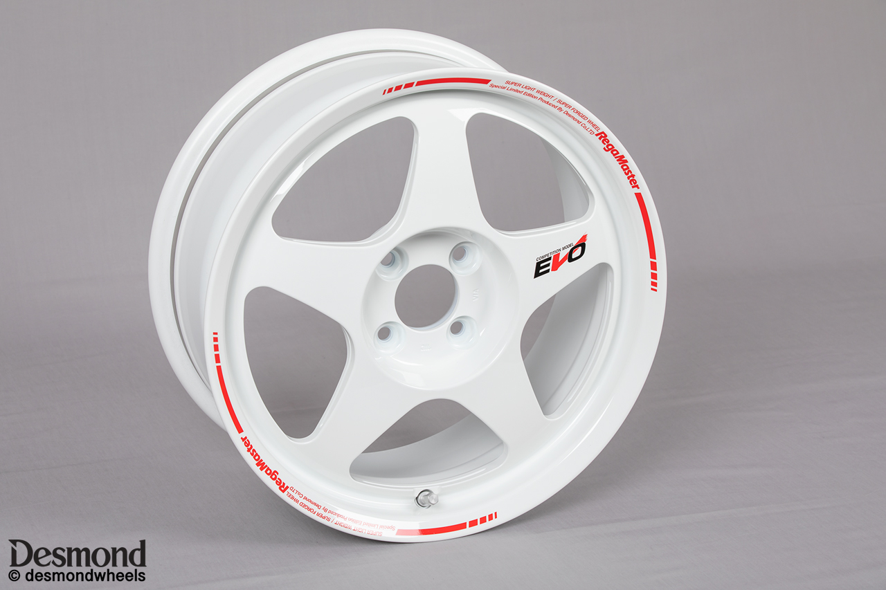 Desmond Regamaster EVO II 16X8 5X114.3 +35 Offset Gloss White Pre