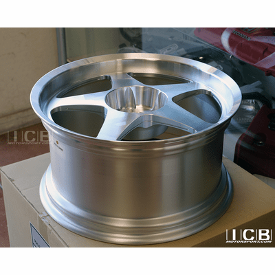 Desmond Regamaster EVO II Tarmac Model 18X9.5 5X120 +38 Offset