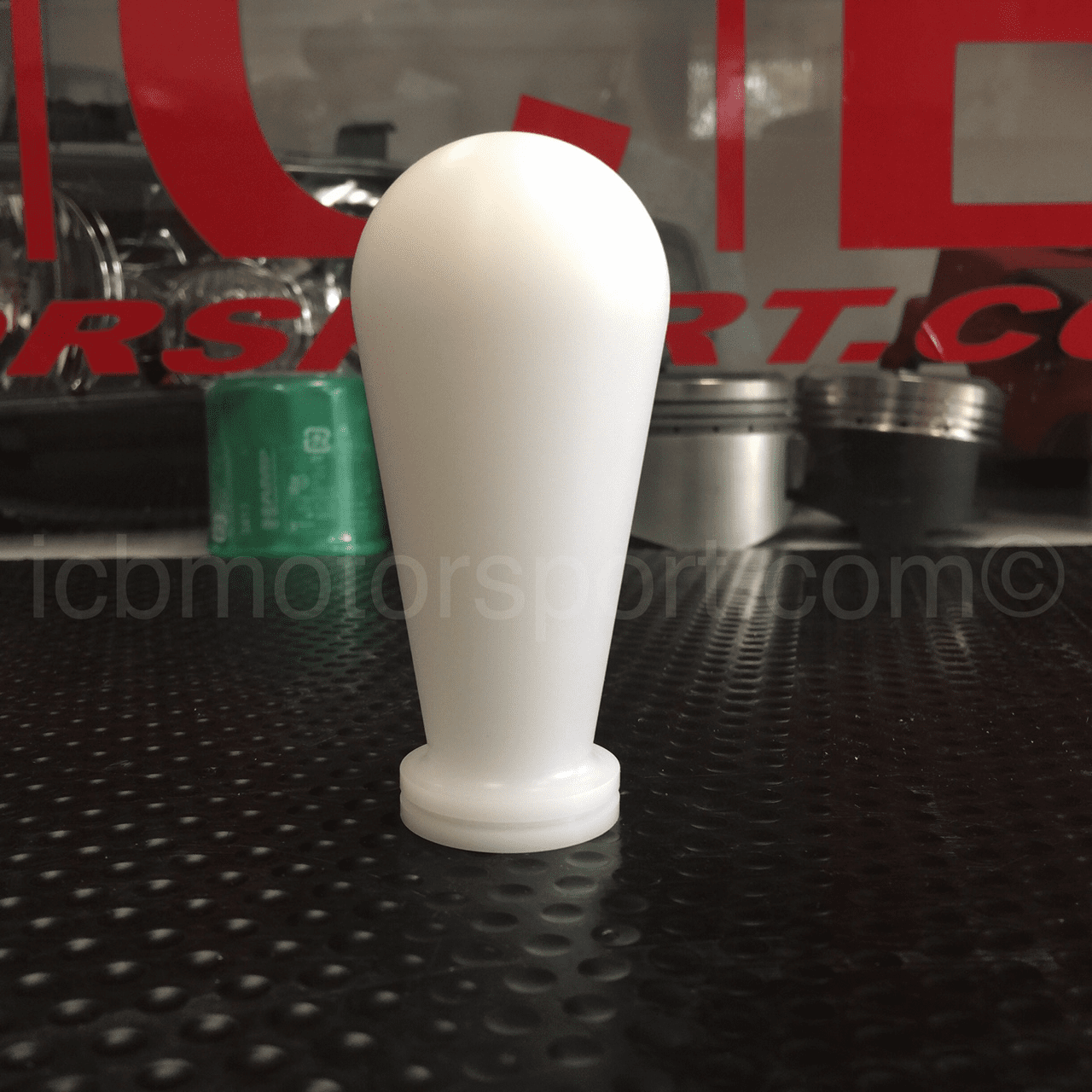 Dimes Performance Derlin Shift Knob Black/White