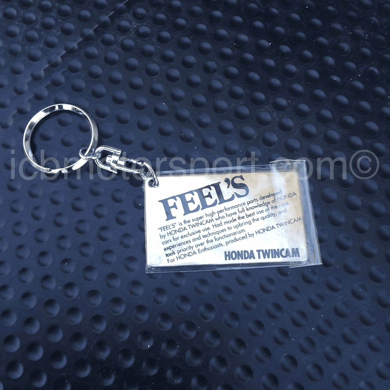 Feel's Honda TwinCam 2" Keychain