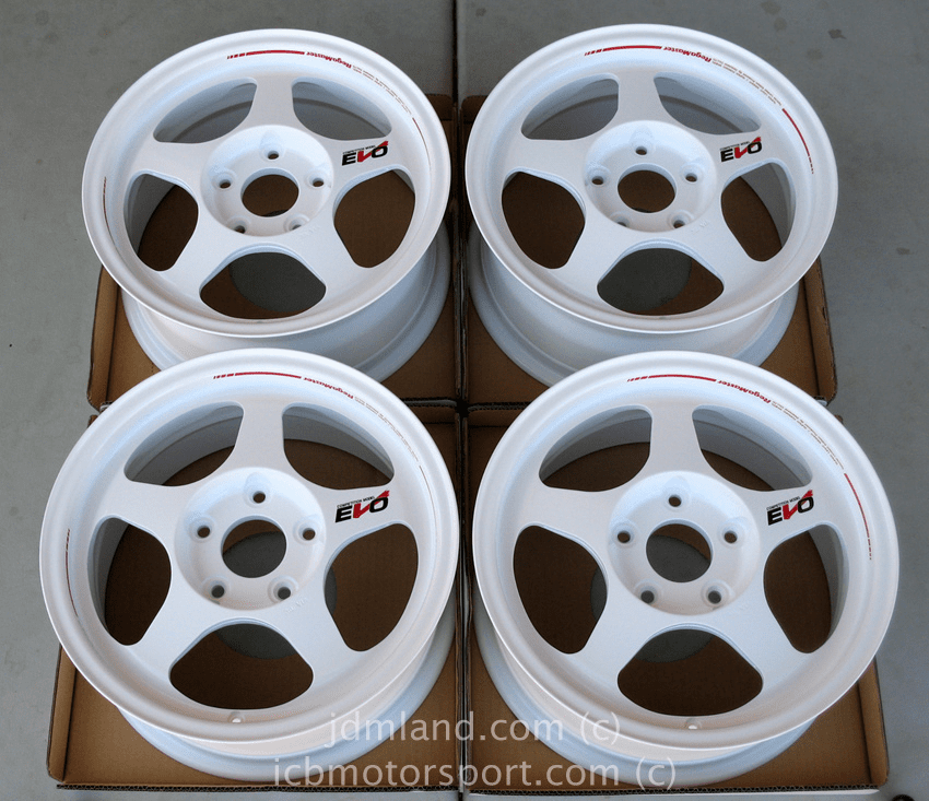 Final Version Desmond Regamaster EVO White 15" 5X114.3 NEW