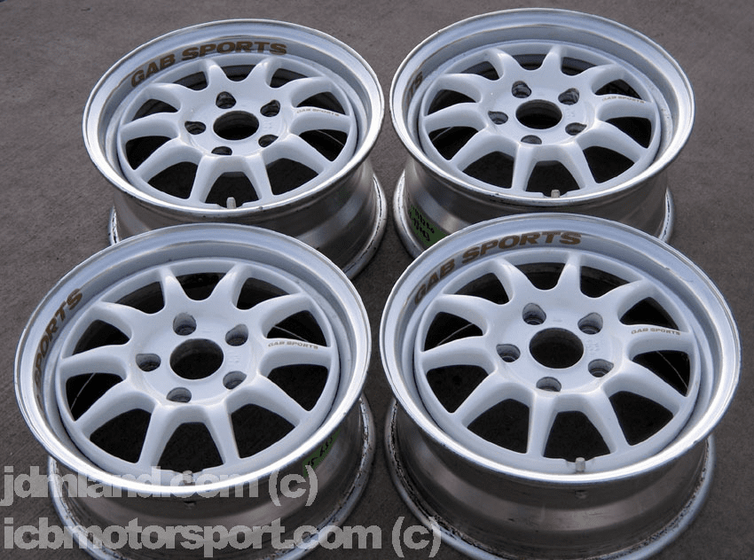 Gabs Sport White 15" 5X114.3 w/ Gold Decals