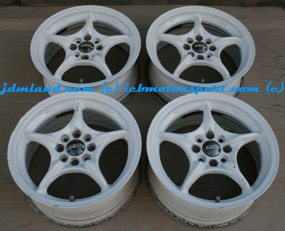 Mugen Weapon RNR (White) 15x6.5 +45 4X100