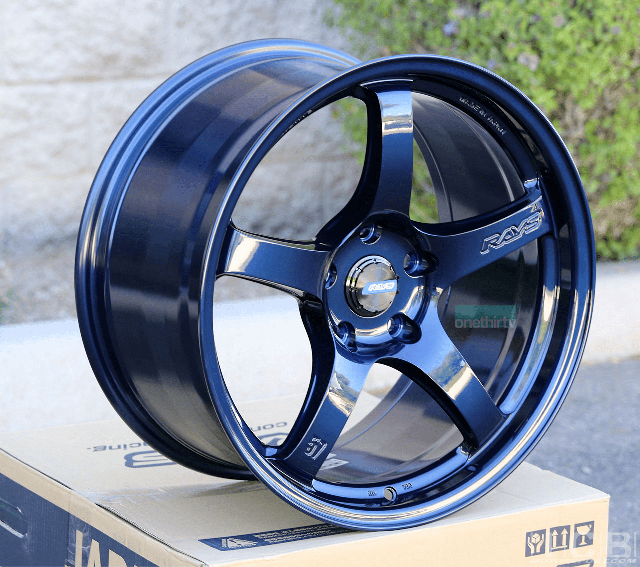 Rays Gram Lights 57CR 18X9.5 5X120 +38 Offset Eternal Blue Pearl  Concave Face FK8 CTR Pre-Order