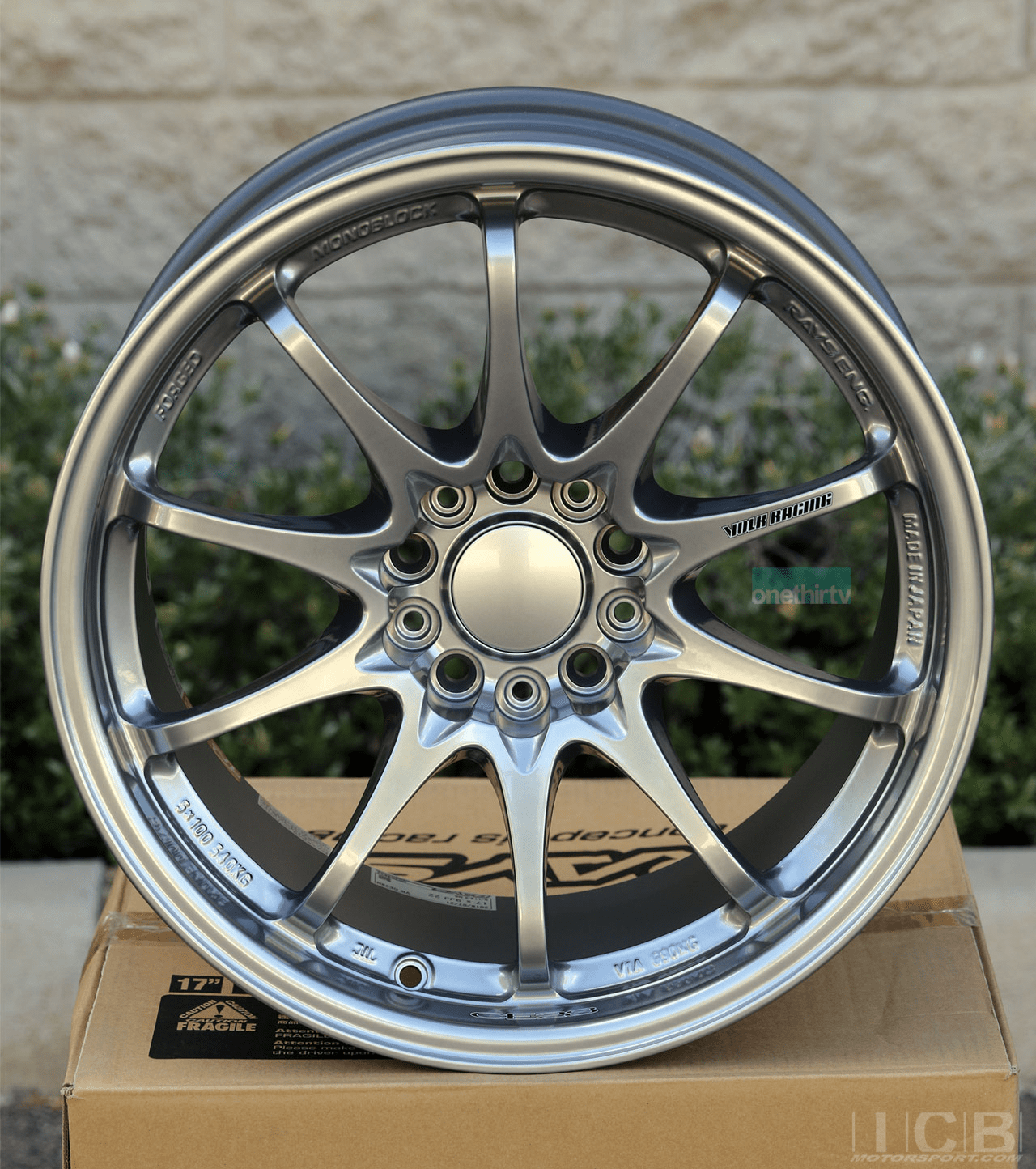 Rays Volk Racing CE28N Wheels 17X9 5X114.3 +22 Offset Concave Face Mercury Silver