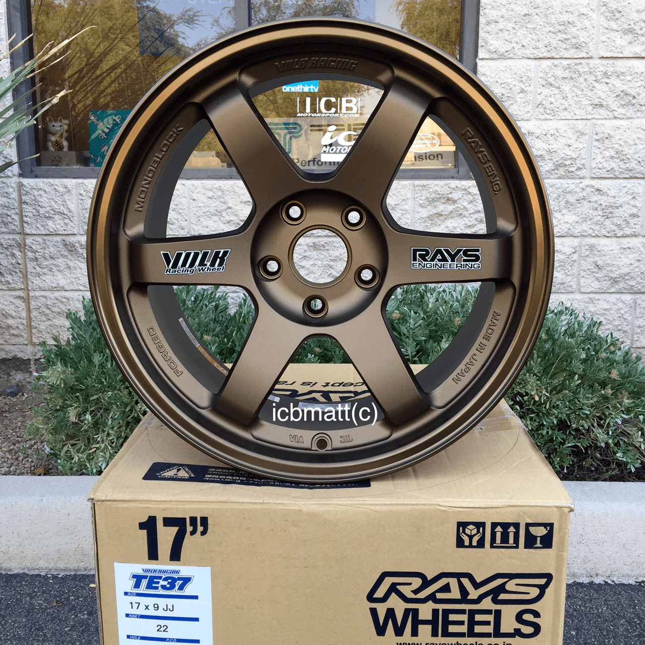 Rays Volk Racing TE37 Wheels 17X9 5X114.3 +22 Offset Concave Face Bronze