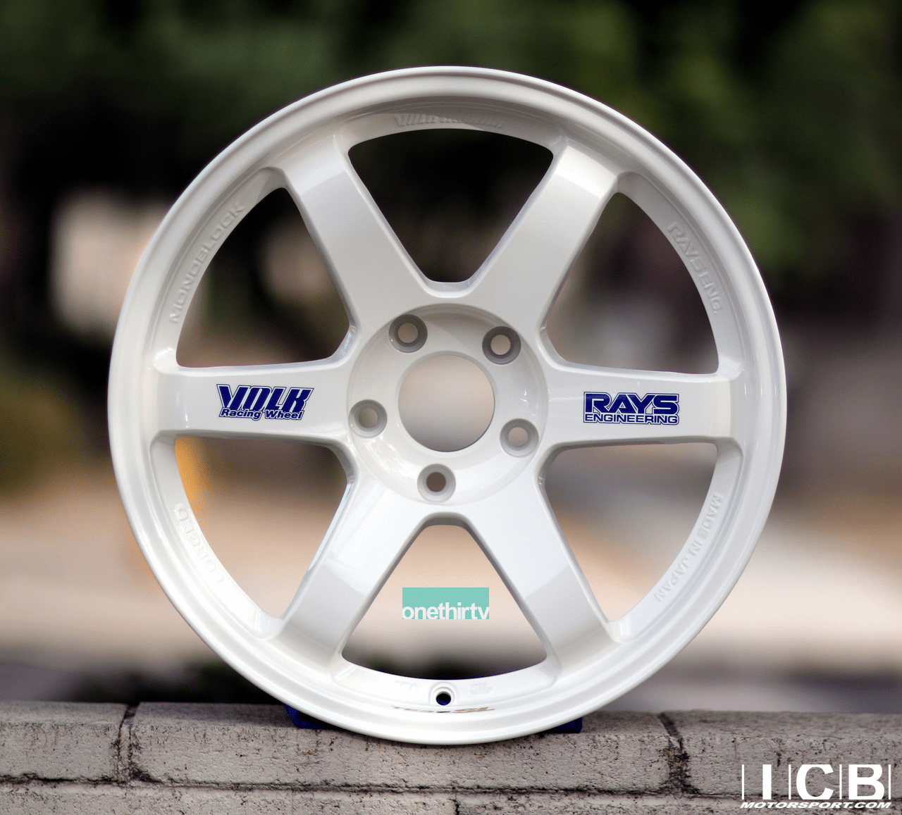 Rays Volk Racing TE37SL Dash White Wheels 18X10.5 +20 Offset 5X120 BMW M3 E92 F80/82 M4 GTR Concave Face Pre-Order