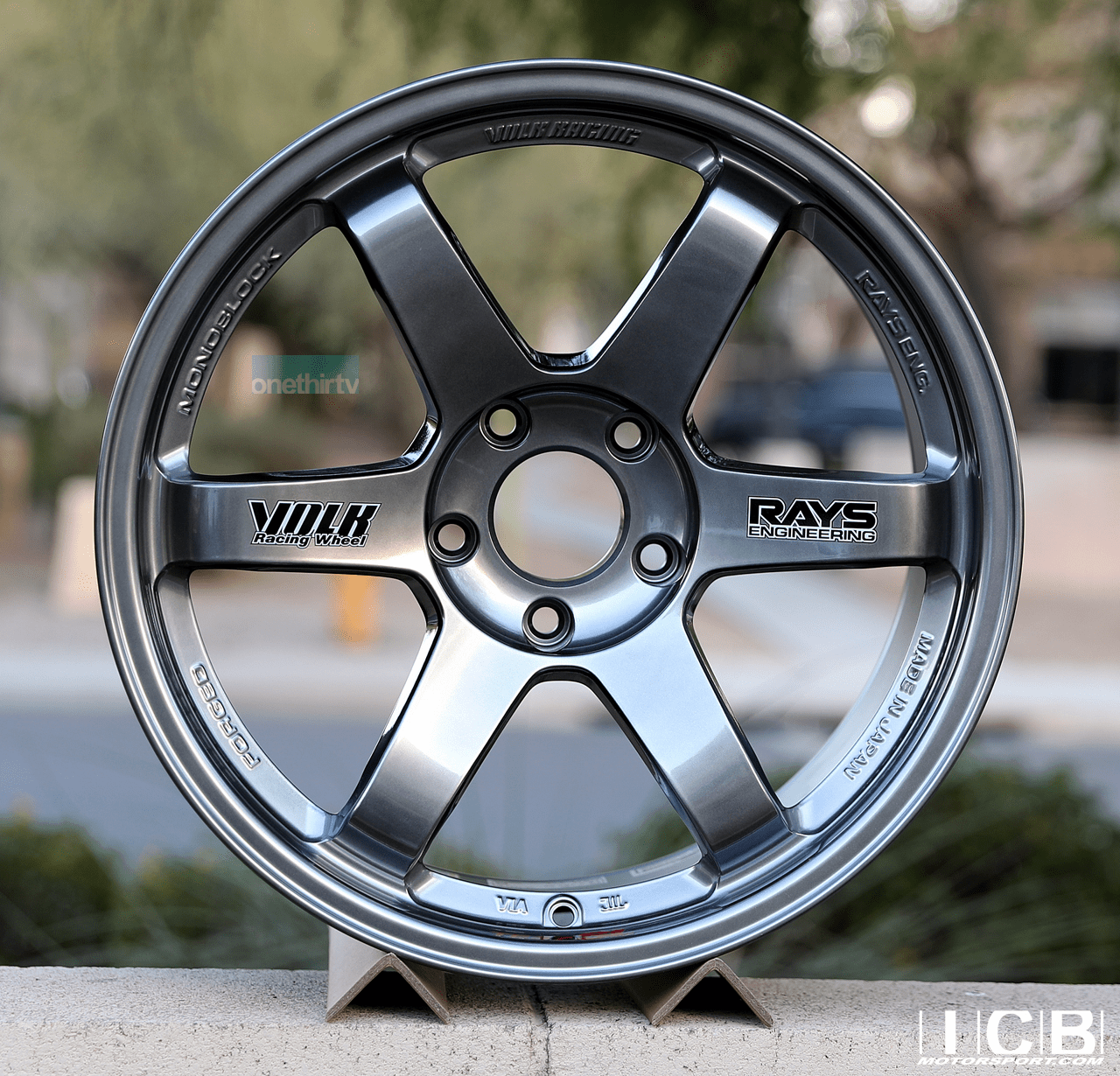 Rays Volk Racing TE37SL Tribute Edition HYPER RED Wheels 18X9.5 +22 Offset 5X114.3 GTR Concave Face