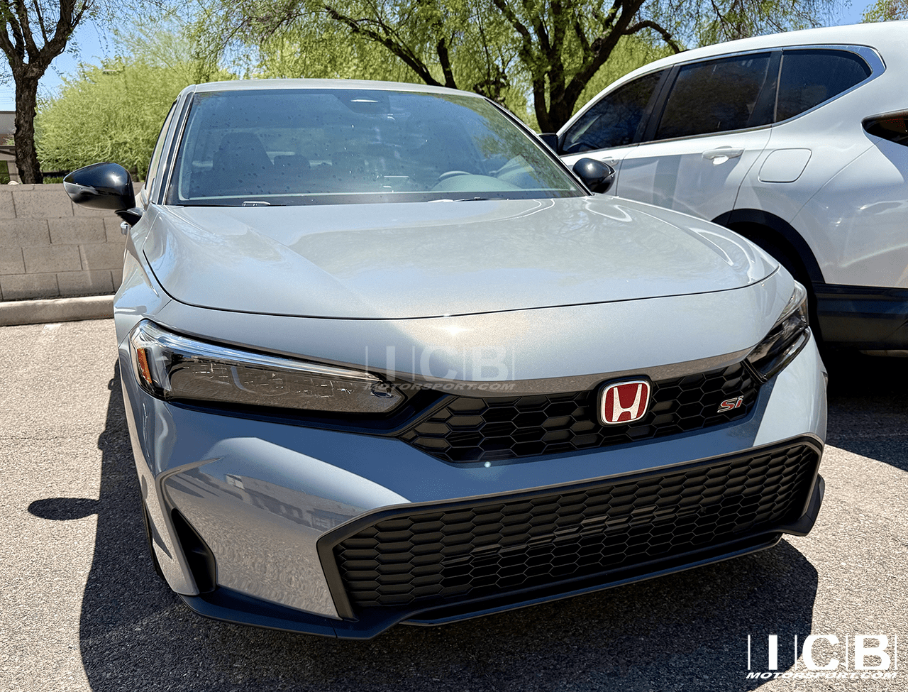 USDM Civic 2022-2026 4 Door Si / Sport / EX / LX Sedan Front Red "H" Emblem