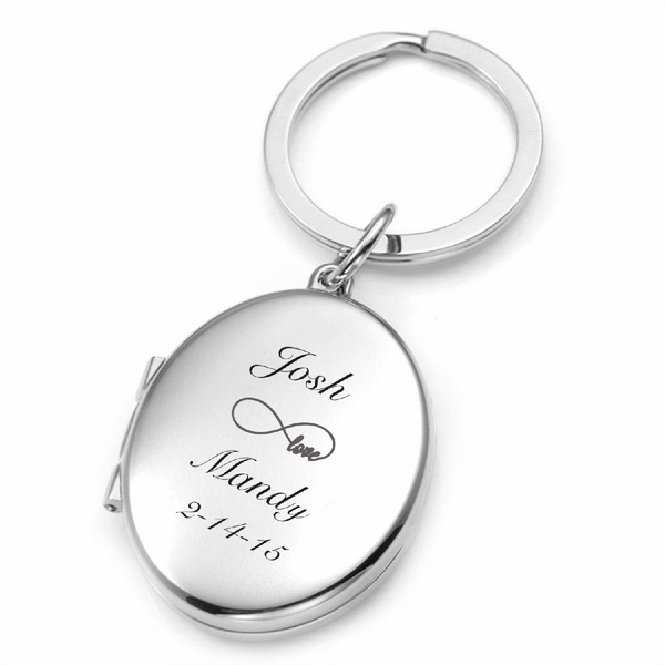 Oval Silver Picture Frame Keychain > Keychain Engraved