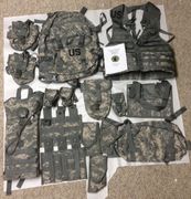 US MIlitary Issue MOLLE II ACU RIFLEMAN SET Assault Pak, Hydration, Waist Pak, FLC w/Pouches Brand NEW 