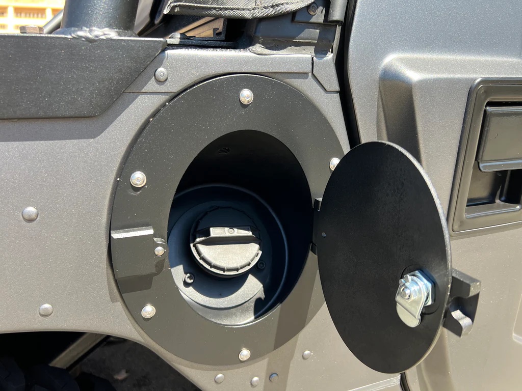 BILLET ALUMINUM LOCKING MAIN AND AUXILIARY FUEL DOOR SET