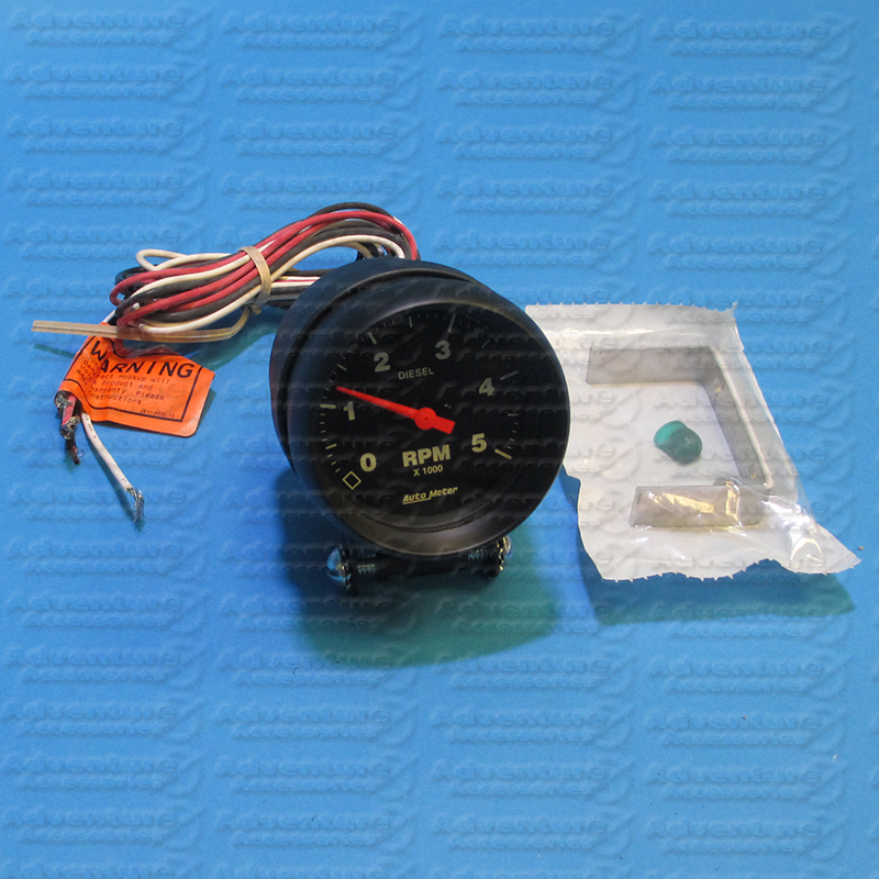 Дизель 24 вольт тахометр. Вольтметр автомобильный 24v урал. 18. Тахометр 2521. Универсальный тахометр 12в 24 rpm.