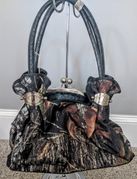 Mossy Oak Camouflage & Black Purse