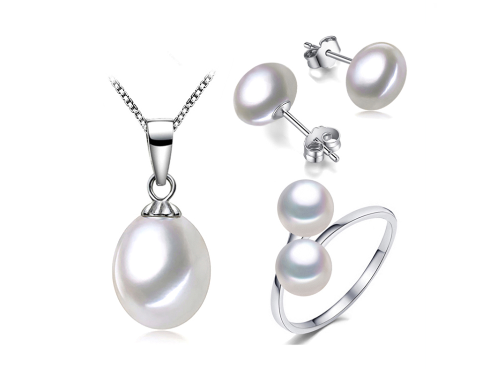 8mm White Freshwater Cultured Pearl Pendant Earrings and Ring Set