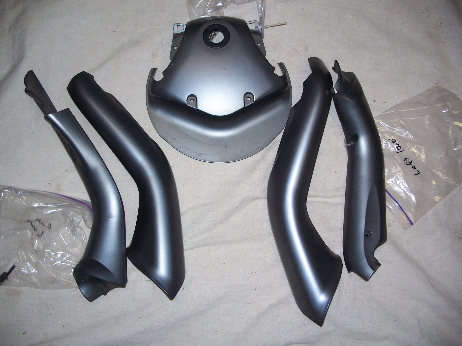 K1200LT Complete Set Of Handlebar Covers, Graphitan