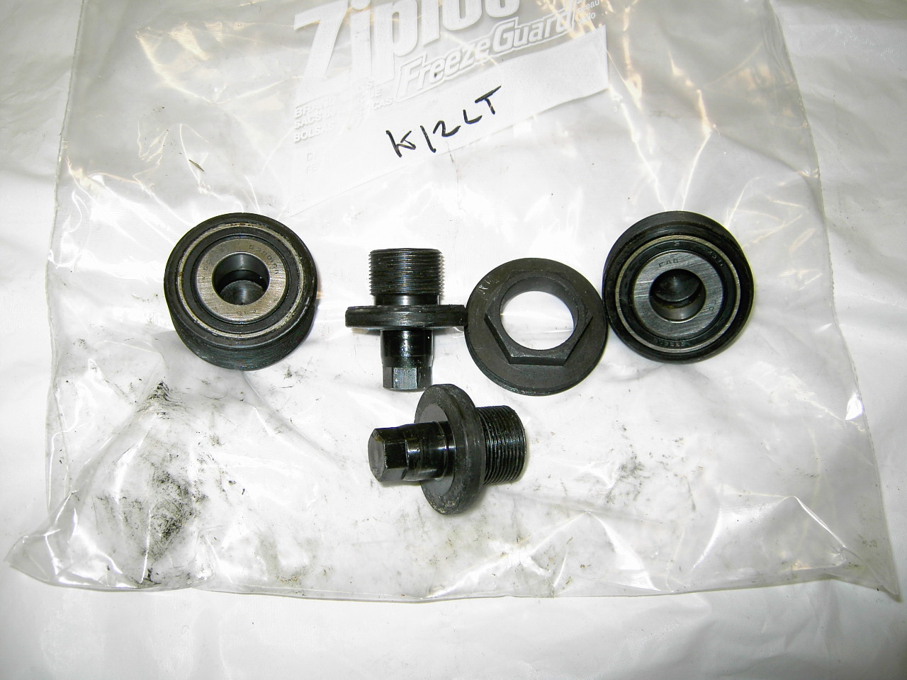 K1200LT /K1200RS Swingarm Bearings/Pivot Pins/Hardware (Front)