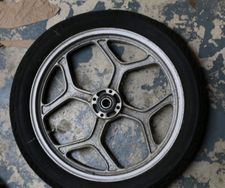 K75/100 2V Silver Y-Spoke Style Wheel, 2.50 X 18"