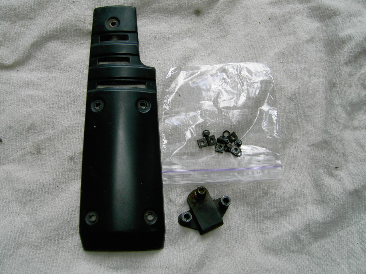 K75 Exhaust Heat Shield W/Hardware Plus Muffler Mount