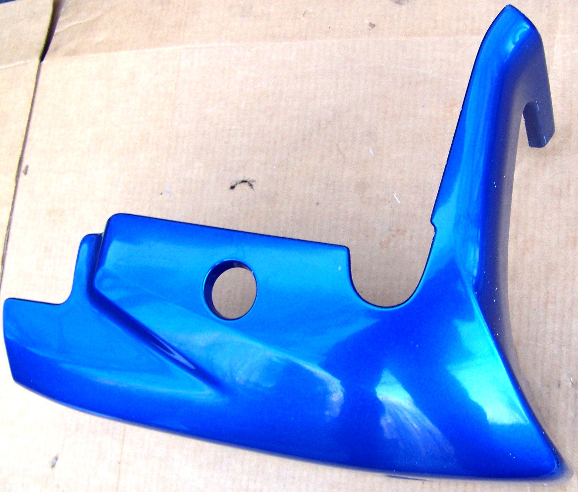 K75S Right Side Belly Pan, Blue