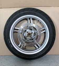 R1100S (Up to 1/01 Non-ABS) & R1150(All) & R1100S (From 2/01 ABS & Non-ABS) 5 Spoke 5X17 Rear Wheel, Silver W/Rotor & Dunlop Roadsmart 3 Tire