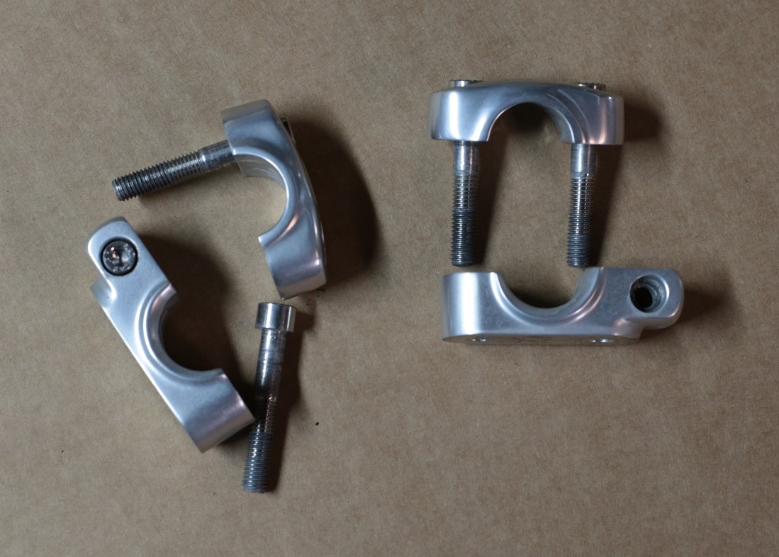 R1200C 25mm Bar Mounts For Windshield