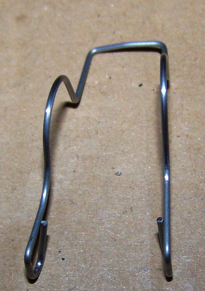 Replacement H7 Headlight Bulb Retaining Clip