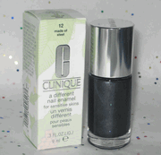 Clinique A Different Nail Enamel For Sensitive Skins in Made of Steel - NIB