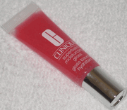Clinique Superbalm Lip Treatment in Raspberry - Mid Size