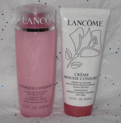 Lancome Creme Mousse Confort Comforting Foaming Cleanser and Tonique Confort Comforting Rehydrating Toner Set