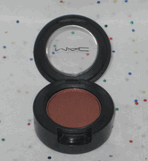 MAC Eyeshadow in Cut to Fit - Discontinued